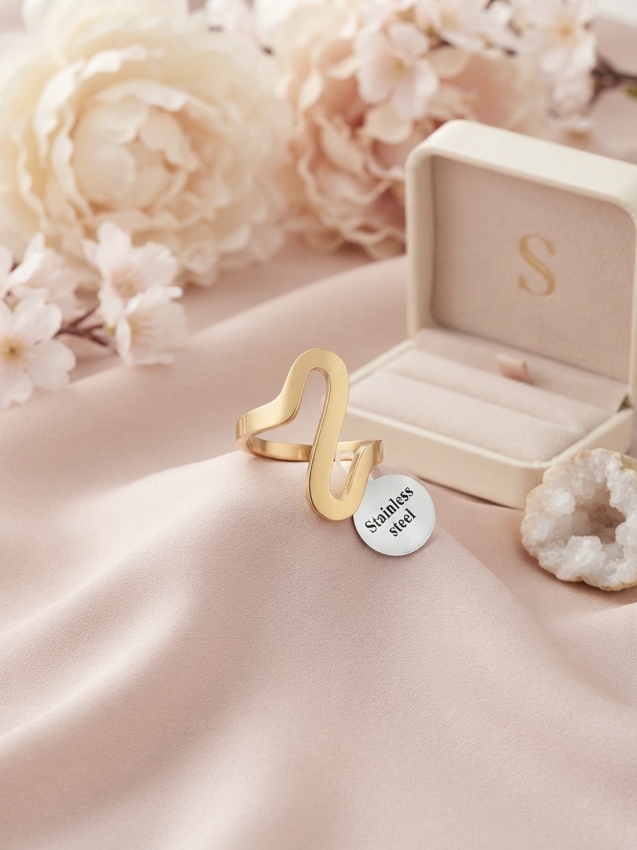 Elegant floral Statement Ring